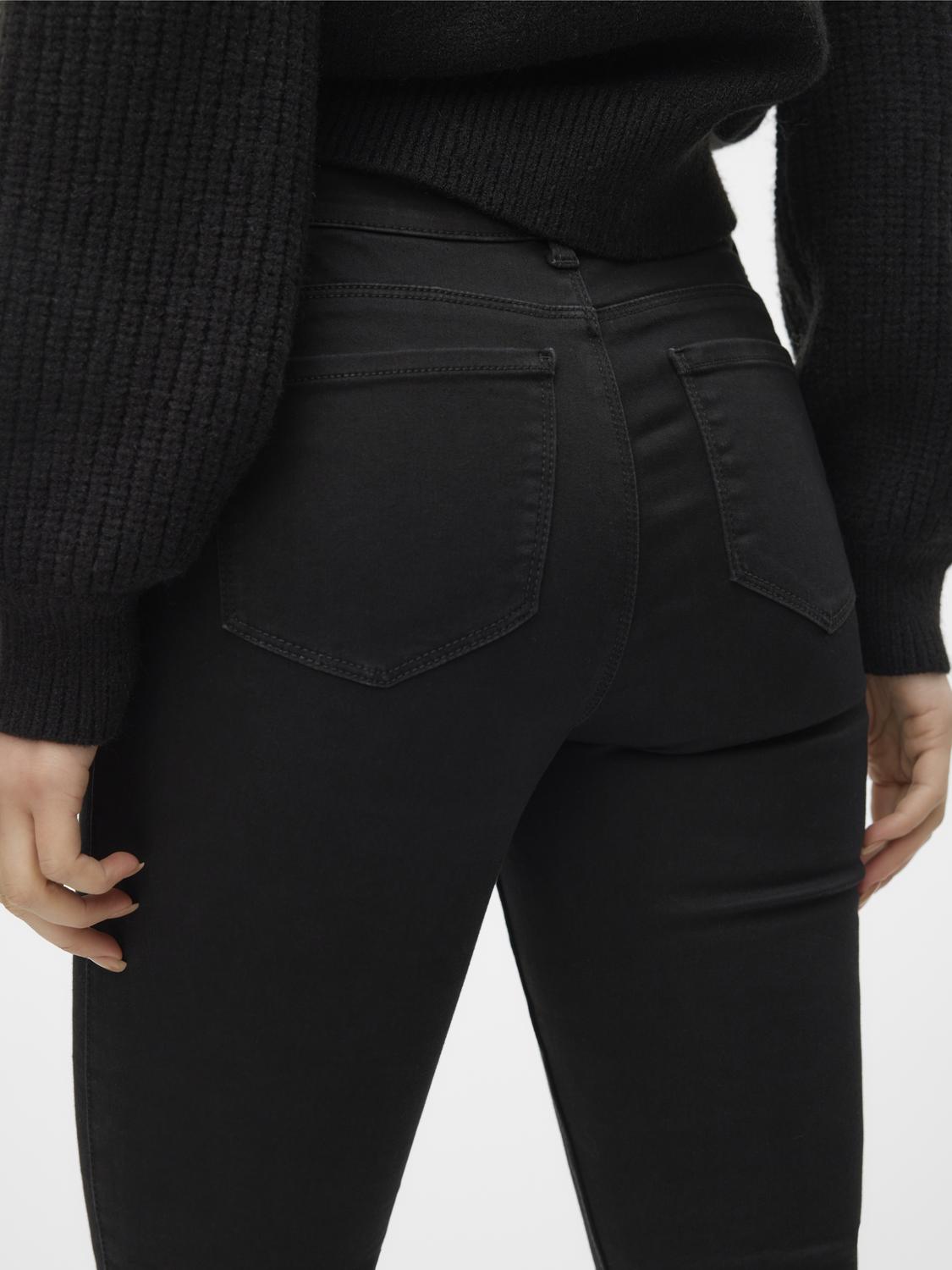 model_shot-detail